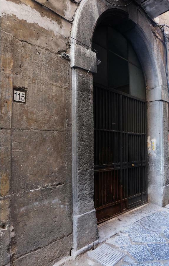 Il-Terno All'8 Al Centro Storico Old Town Napoli Eksteriør billede